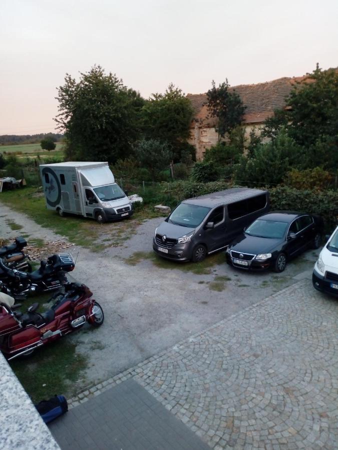 U Bronka W Ksiazecym Lesie Villa Niedaszow Exteriör bild