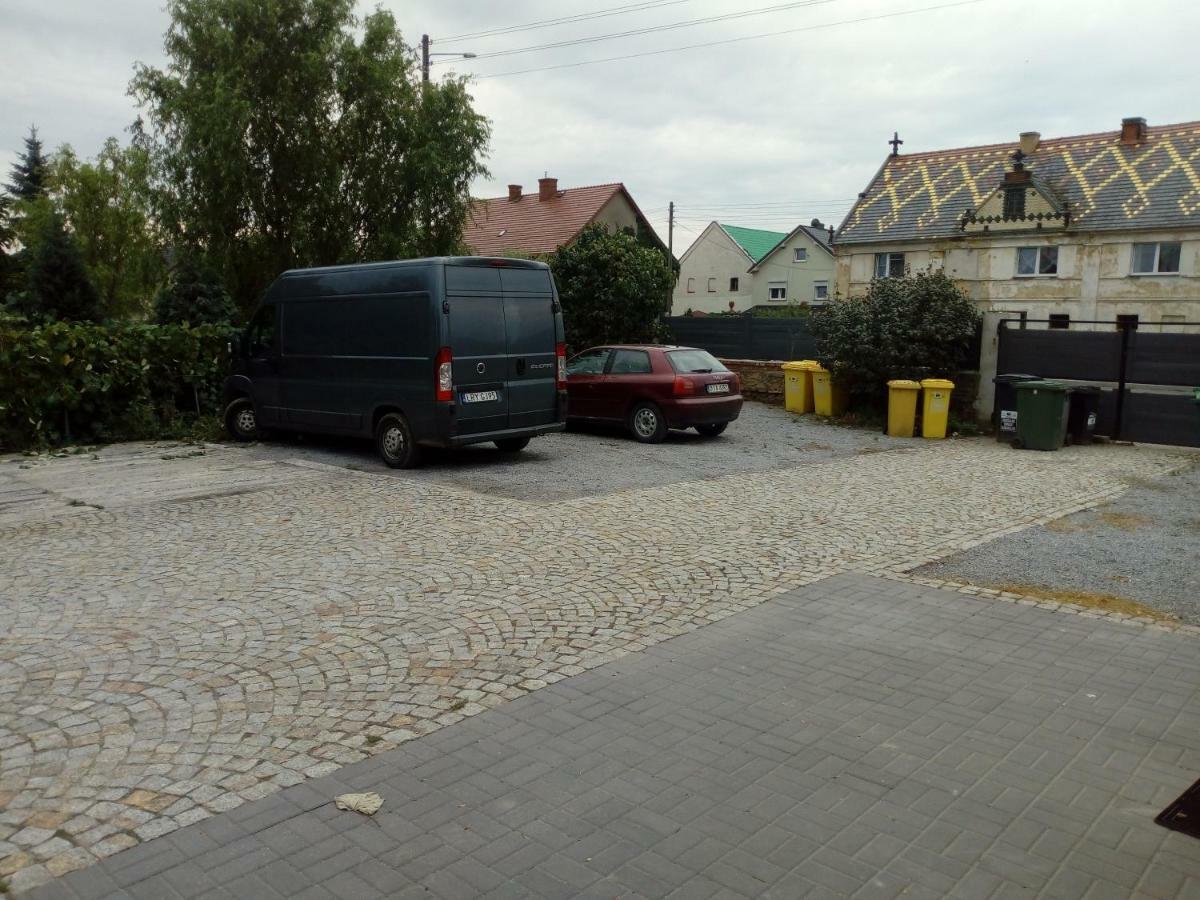 U Bronka W Ksiazecym Lesie Villa Niedaszow Exteriör bild